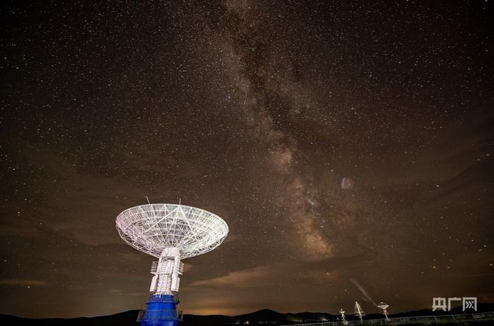 遇见内蒙古丨走，去正镶白旗“追星”